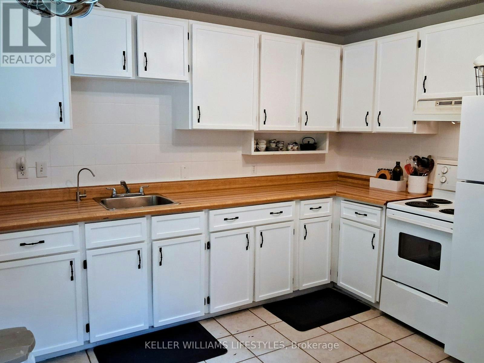 318 Base Line Road W, London, ON, N6J 1W1 - 4