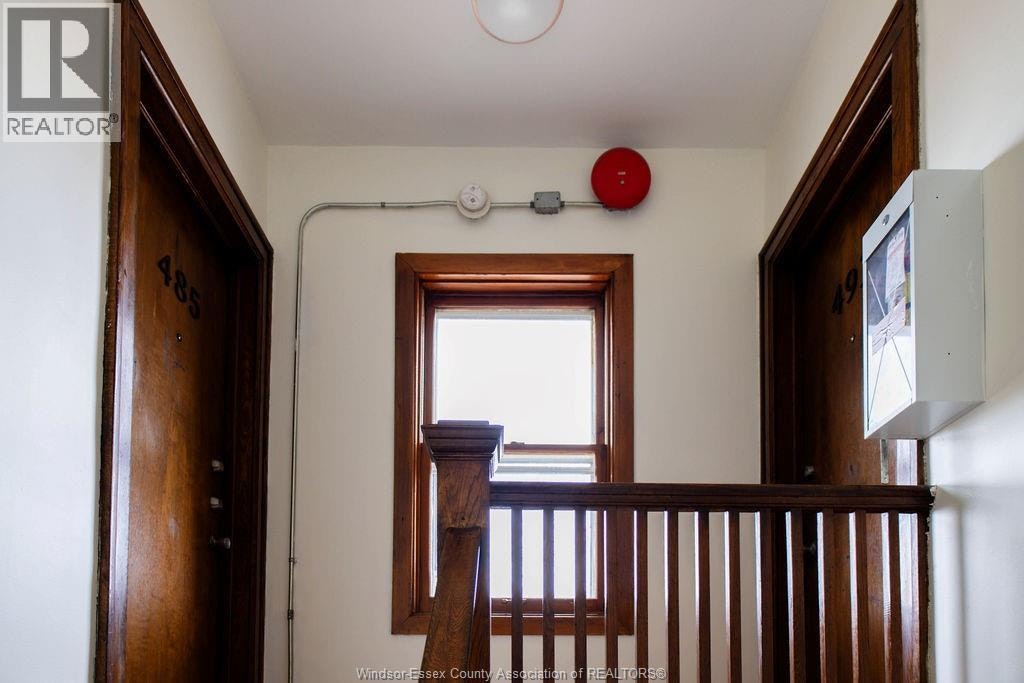 487-485 Louis Avenue, Windsor, ON, N9A 1W5 - 21