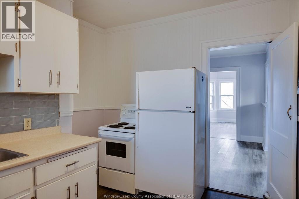487-485 Louis Avenue, Windsor, ON, N9A 1W5 - 11