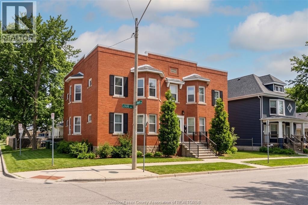 487-485 Louis Avenue, Windsor, ON, N9A 1W5 - 2