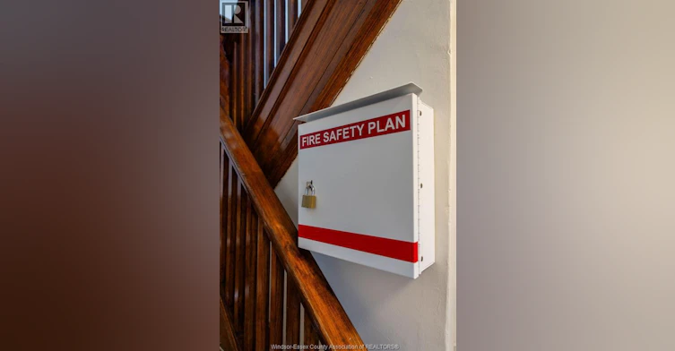 487-485 Louis Avenue, Windsor, ON, N9A 1W5 - 20