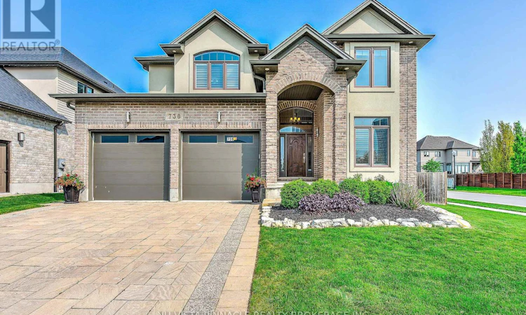 738 Hickoryridge Common