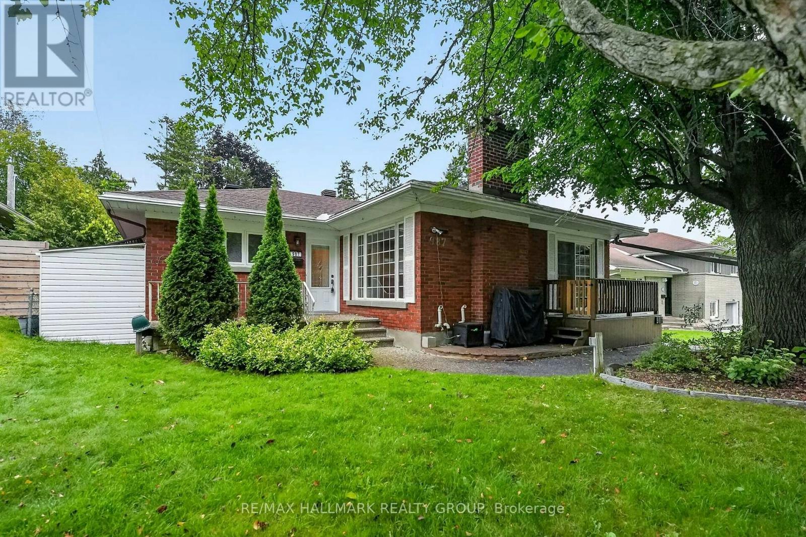 987 Neville Street, Ottawa, ON, K2B 5W1