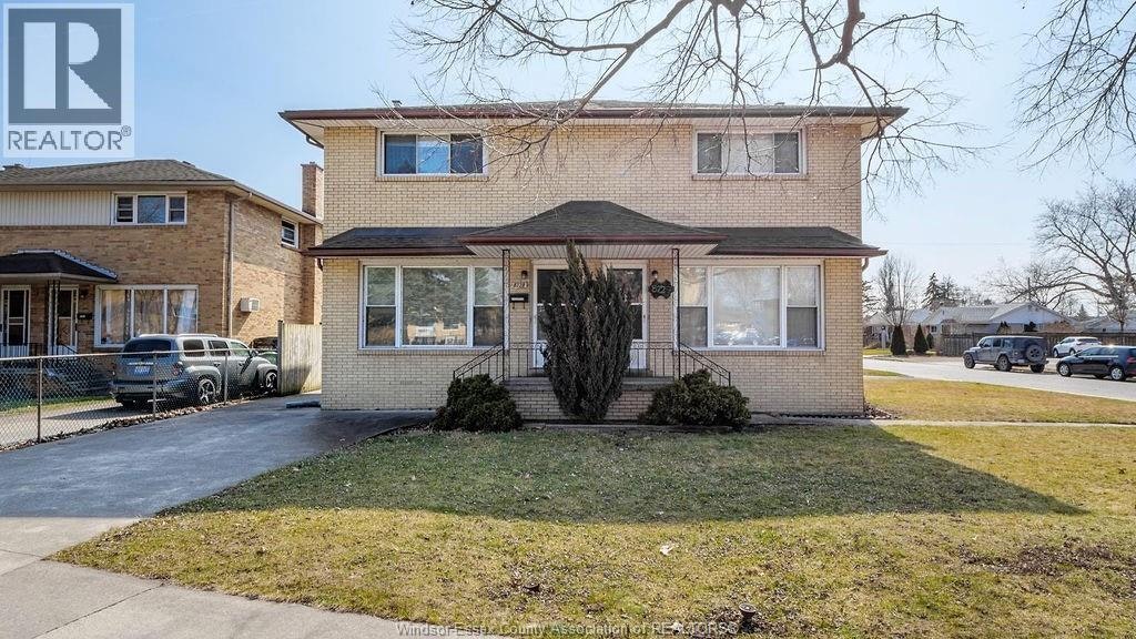 8729 Wyandotte, Windsor, ON, N8S 1V1 - 2