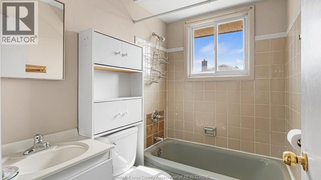 8729 Wyandotte, Windsor, ON, N8S 1V1 - 4