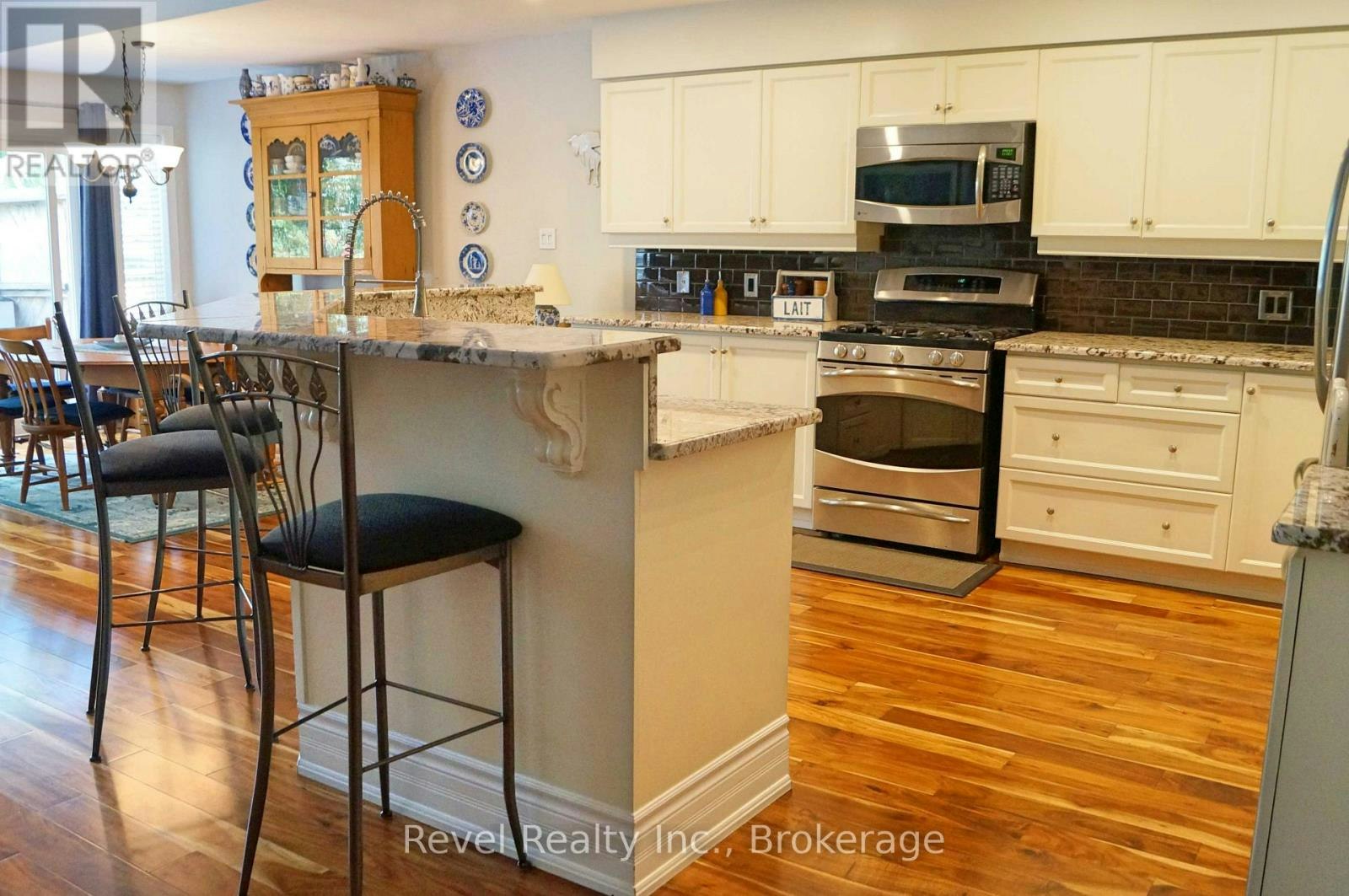 6-111 Ellen Lane, Collingwood, ON, L9Y 4W4 - 4