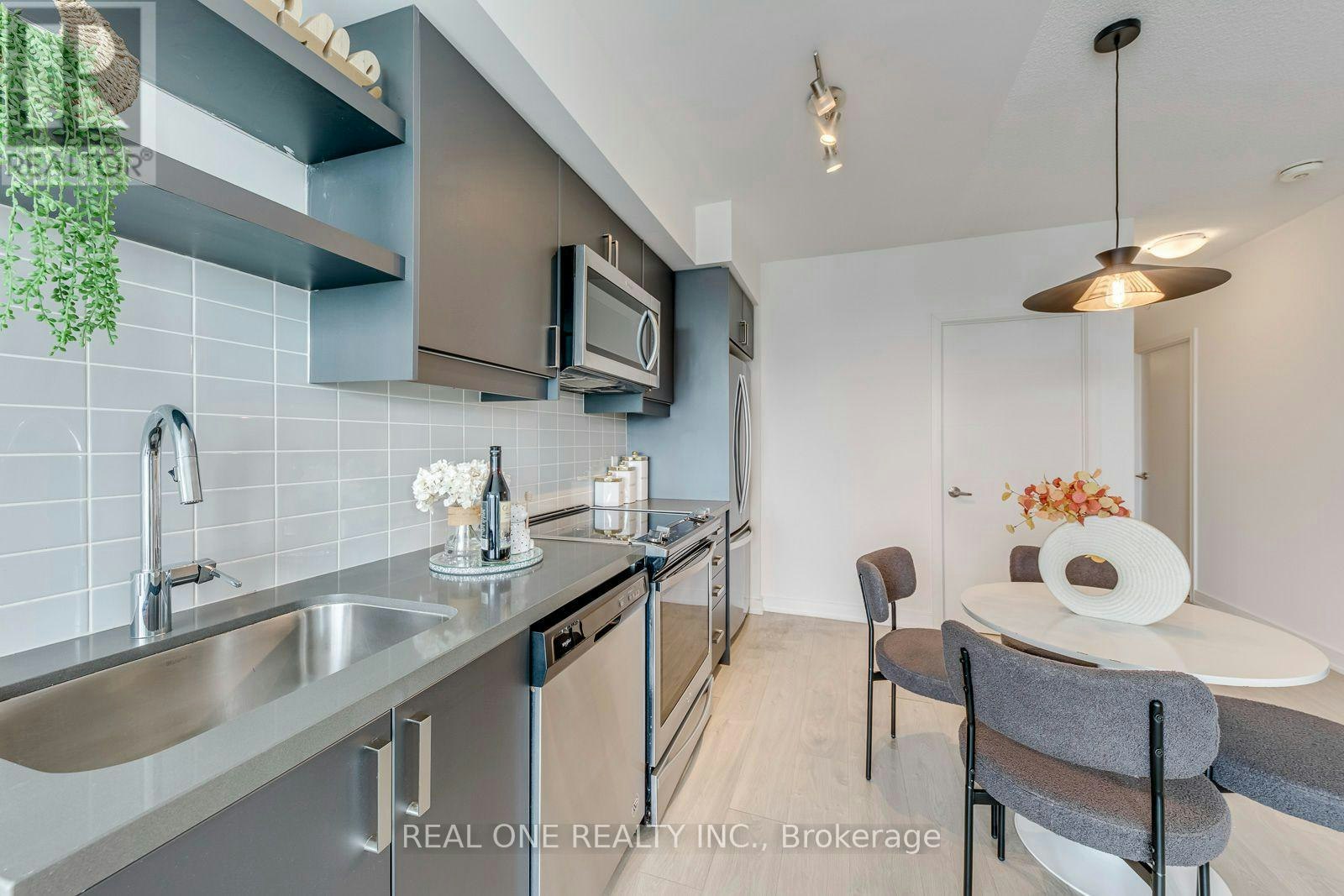 3706-50 Wellesley Street E, Toronto, ON, M4Y 0C8 - 15