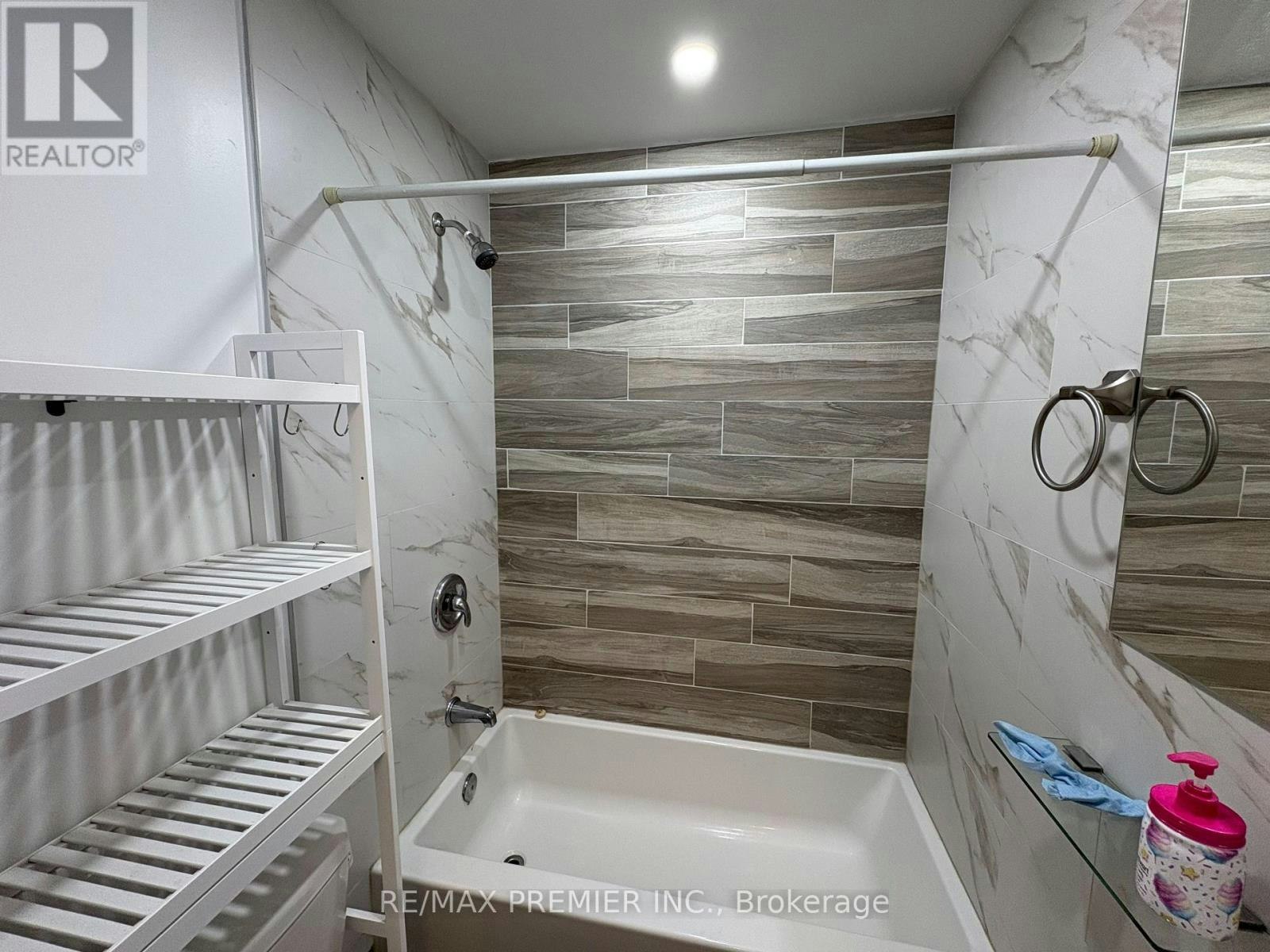 2-7955 Kipling Avenue, Vaughan, ON, L4L 1Z8 - 6