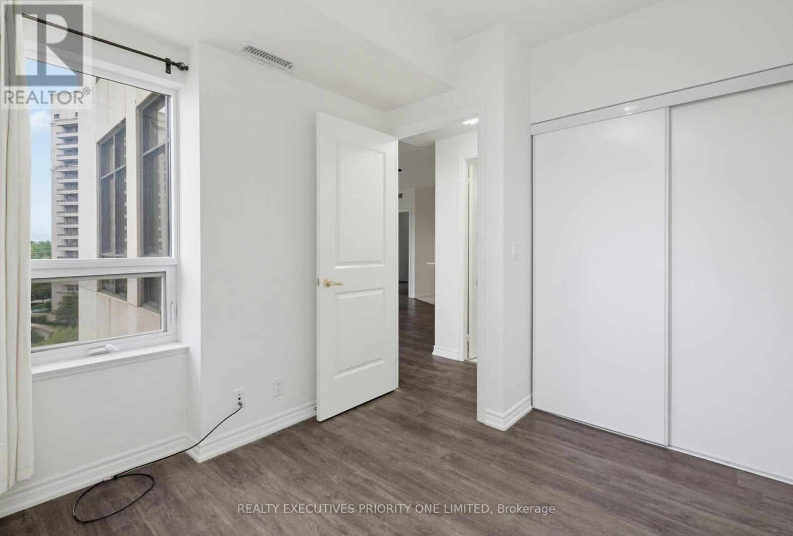605-9225 Jane Street, Vaughan, ON, L6A 0J7 - 23