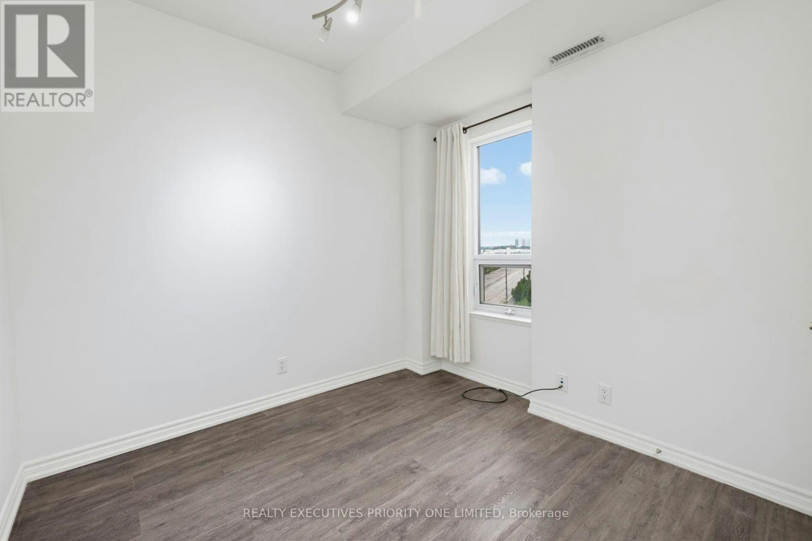 605-9225 Jane Street, Vaughan, ON, L6A 0J7 - 22