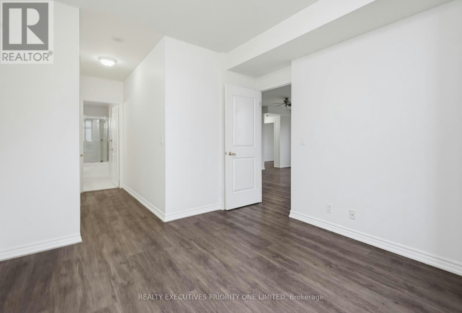605-9225 Jane Street, Vaughan, ON, L6A 0J7 - 18