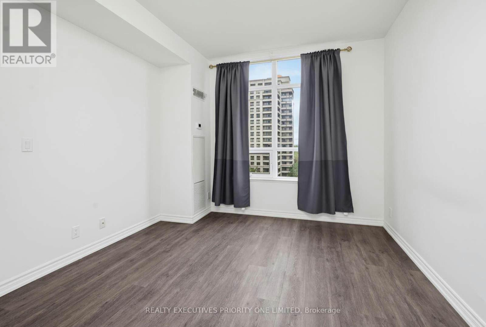 605-9225 Jane Street, Vaughan, ON, L6A 0J7 - 17