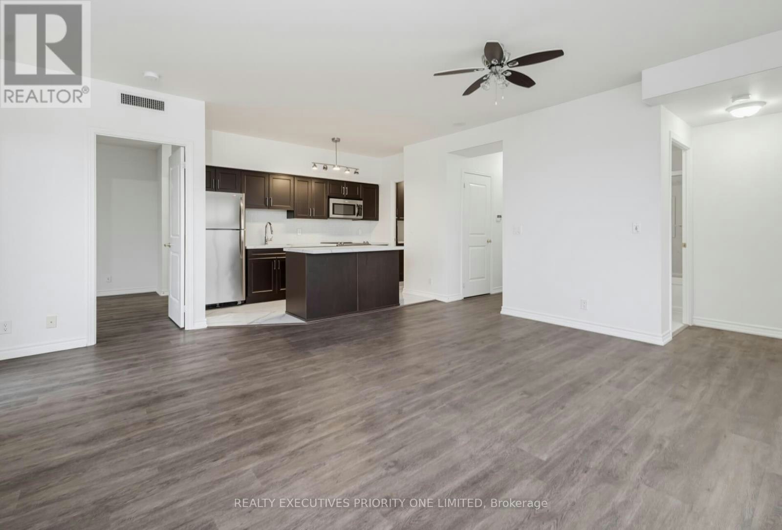 605-9225 Jane Street, Vaughan, ON, L6A 0J7 - 15