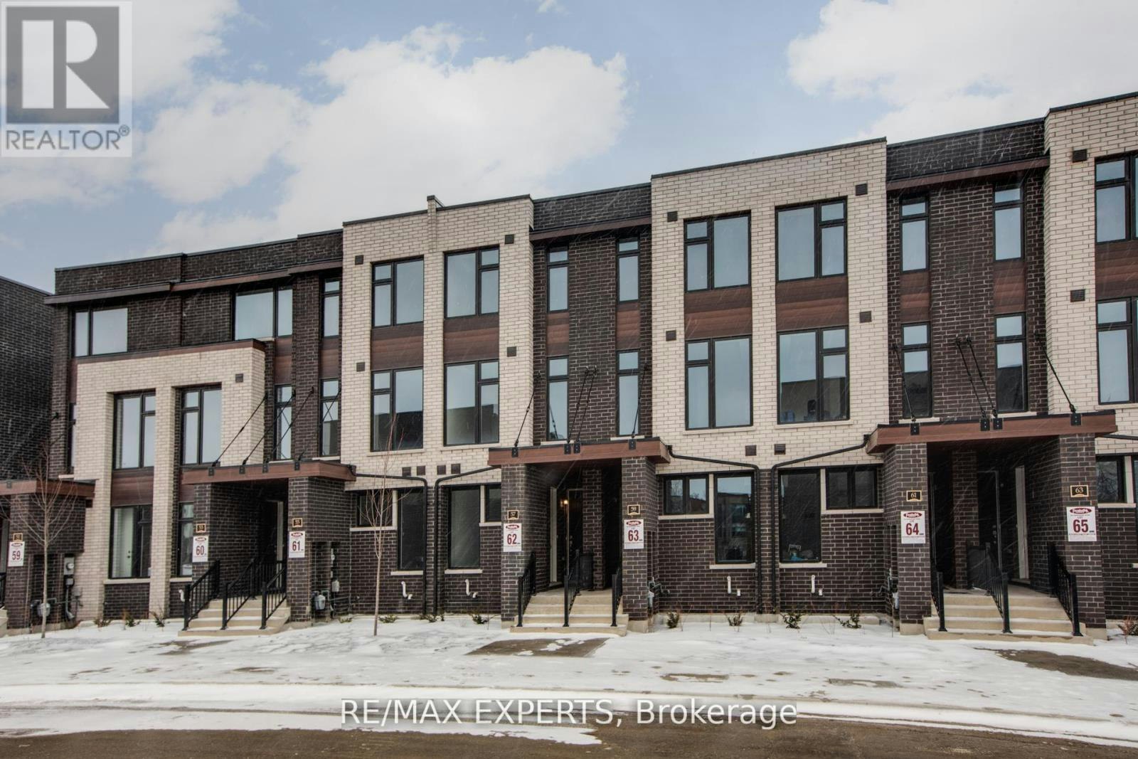 57 Creekbank Road, Toronto, ON, M6L 0A3