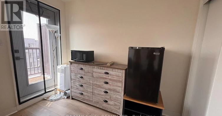 ROOM4-70 William Duncan Road, Toronto, ON, M3K 0C5 - 13