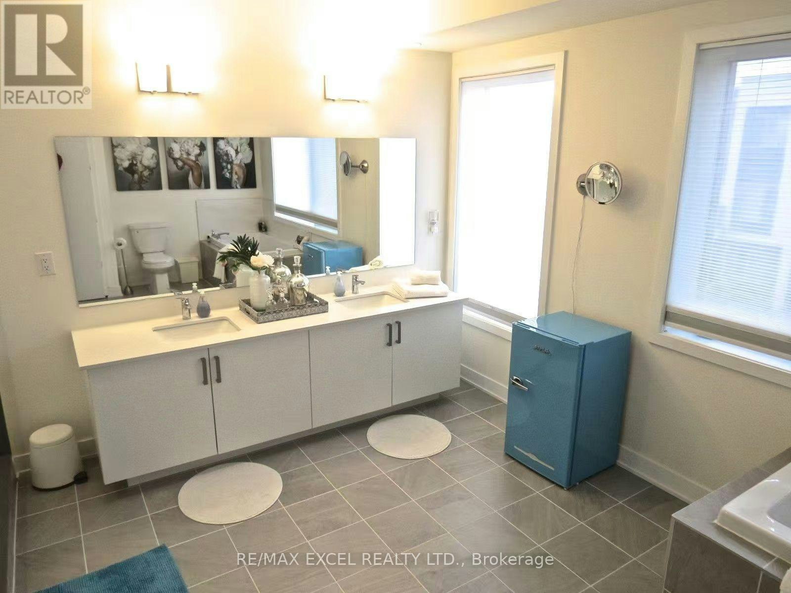 MASTER ROOM-70 William Duncan Road, Toronto, ON, M3K 0C5 - 14