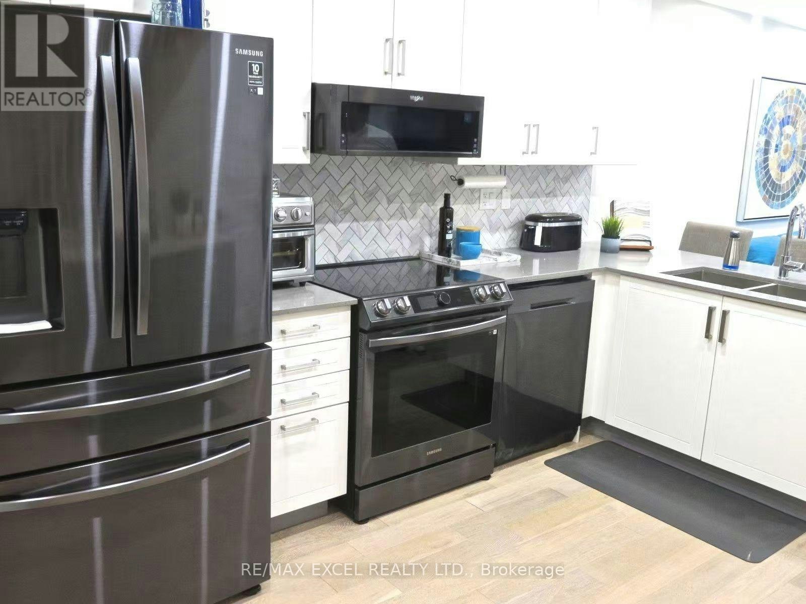 ROOM4-70 William Duncan Road, Toronto, ON, M3K 0C5 - 9