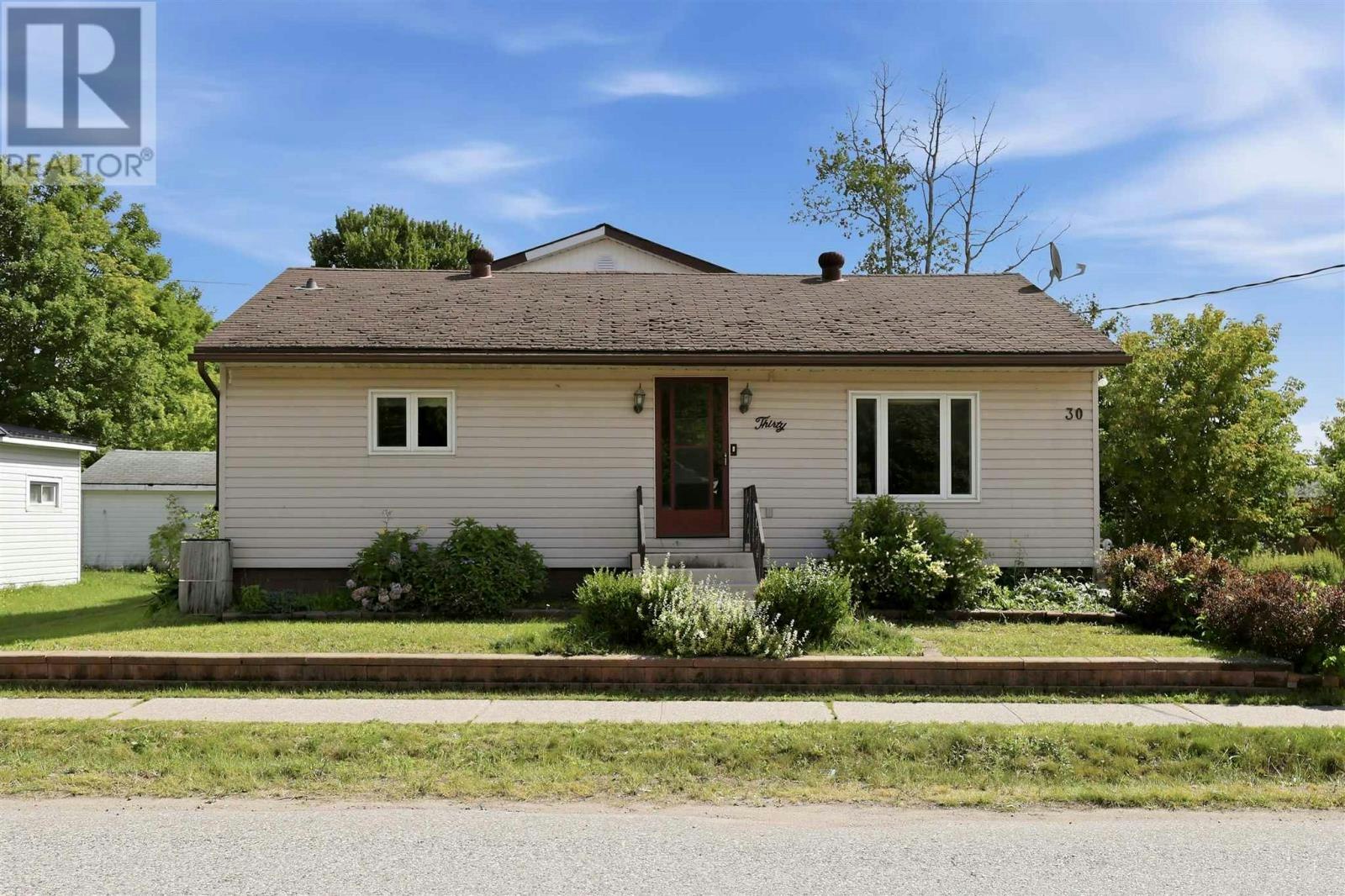30 Adeline Avenue, Sault Ste. Marie, ON, P6B 5M4