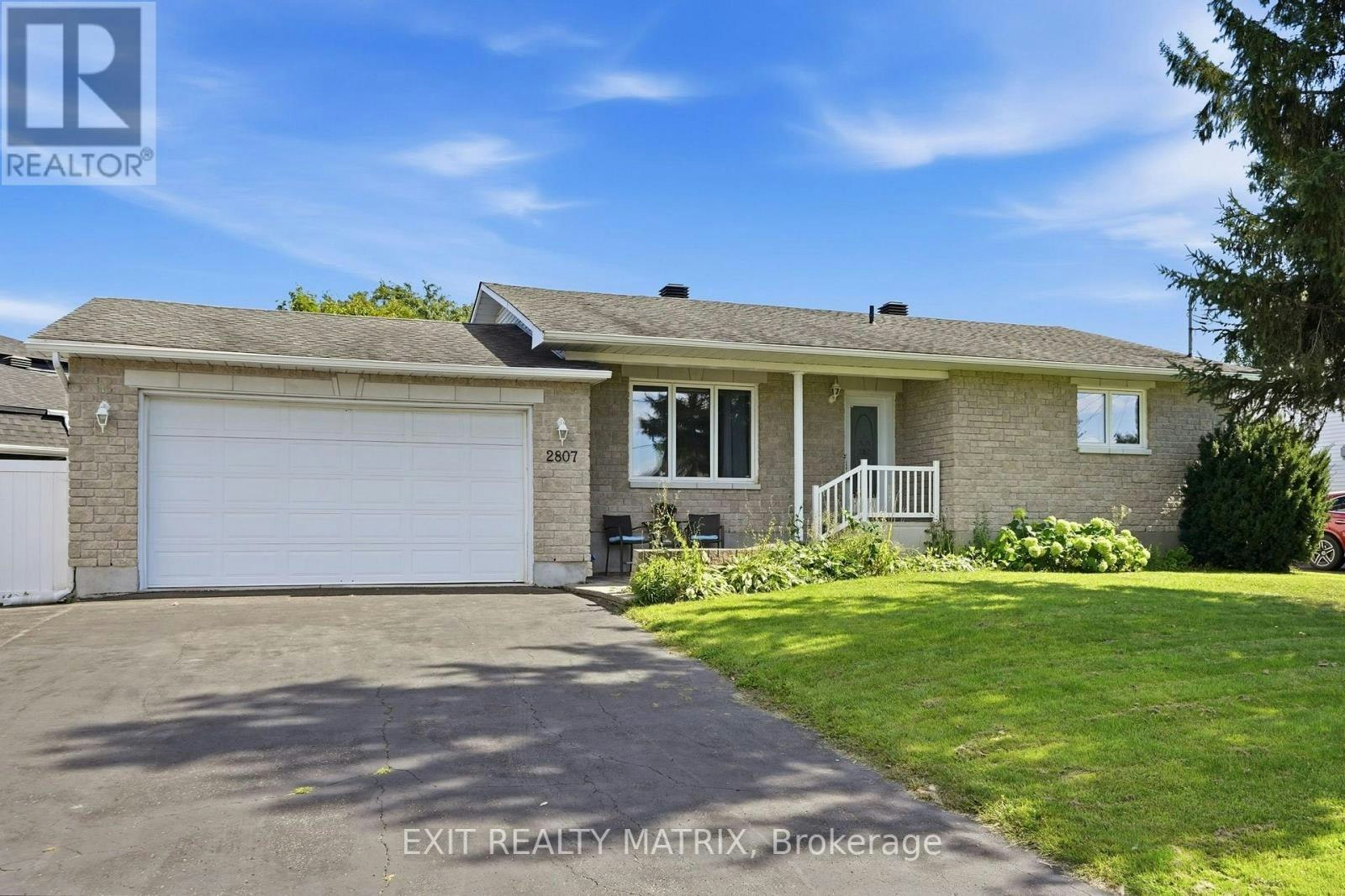 2807 Leonard Street, Clarence-Rockland, ON, K4K 1A4