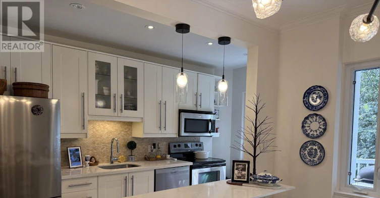 MAIN-99 Chatsworth Drive, Toronto, ON, M4R 1R8 - 17