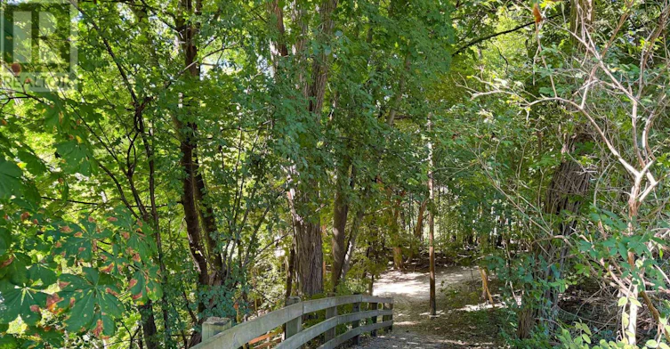 MAIN-99 Chatsworth Drive, Toronto, ON, M4R 1R8 - 23