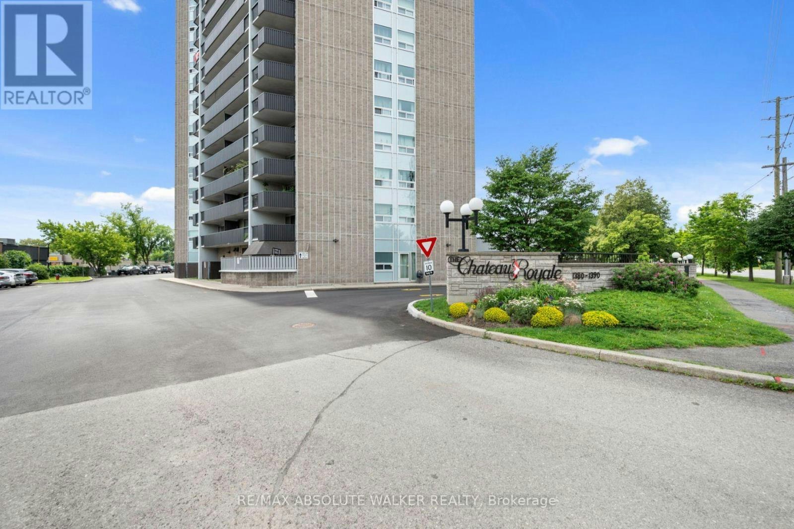 PH6-1380 Prince Of Wales Drive, Ottawa, ON, K2C 3N5