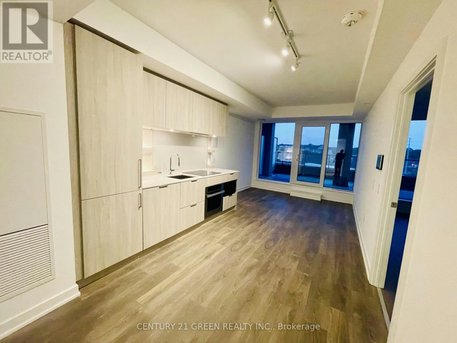 206-28 Ann Street, Mississauga, ON, L5G 0E1 - 3