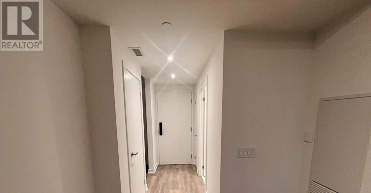 206-28 Ann Street, Mississauga, ON, L5G 0E1 - 2