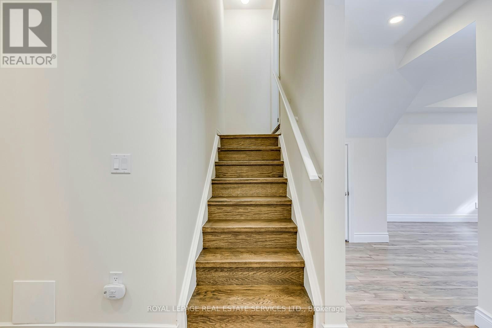 22 Callon Drive, Hamilton, ON, L9K 3K9 - 32