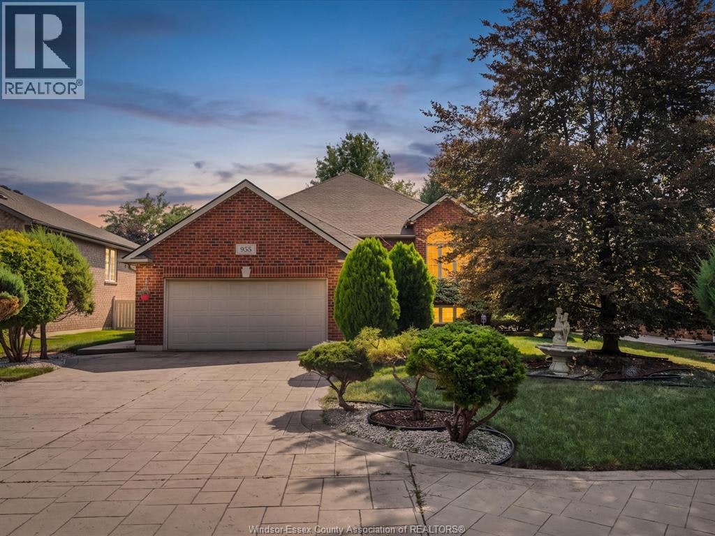 955 Talbot Road N, Windsor, ON, N9G 1M8