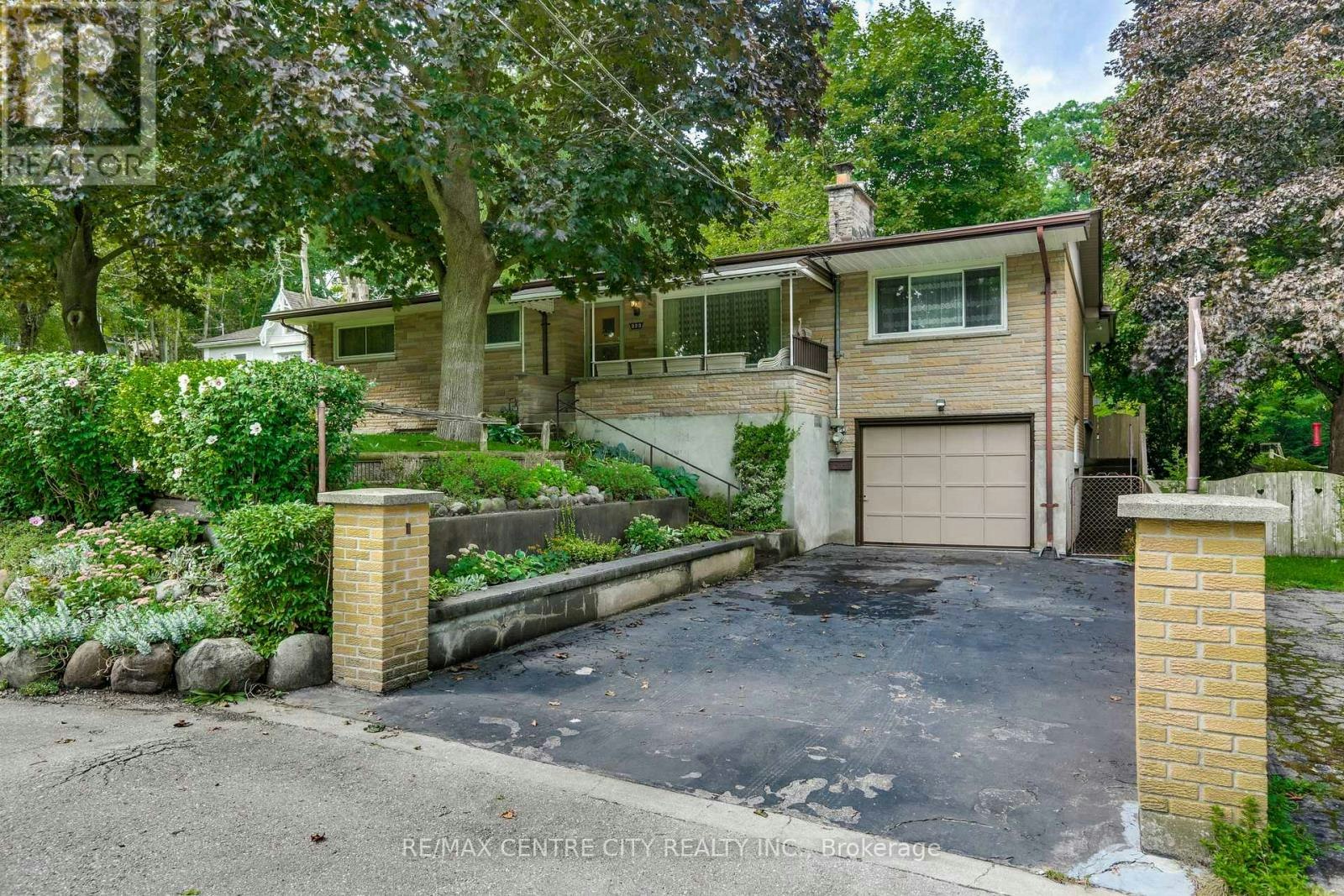223 Halls Mill Road, London, ON, N6K 2L3