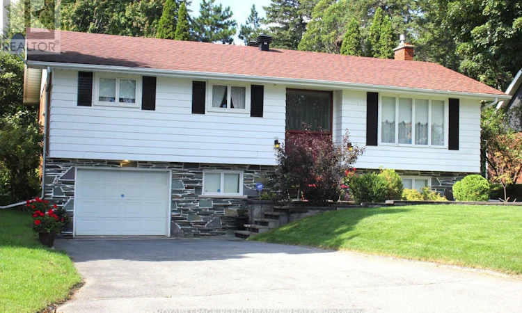 729 Iroquois Drive