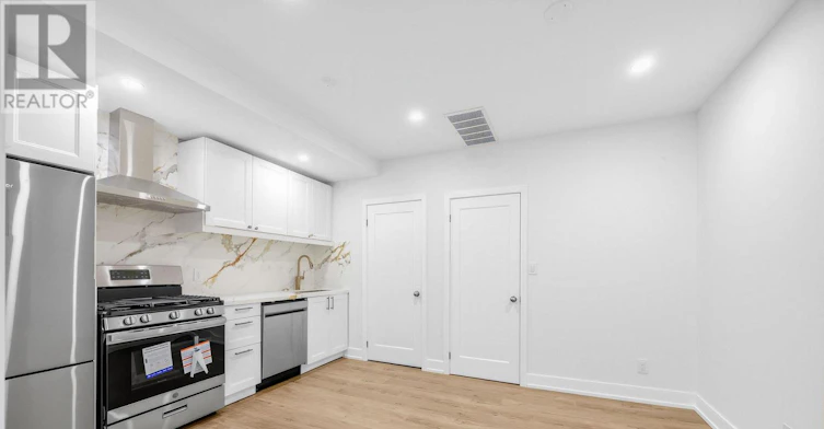 202-229 Spadina Avenue, Toronto, ON, M5T 2E2 - 4