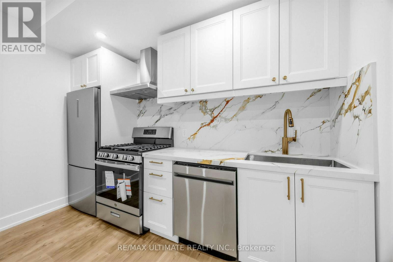 202-229 Spadina Avenue, Toronto, ON, M5T 2E2 - 5