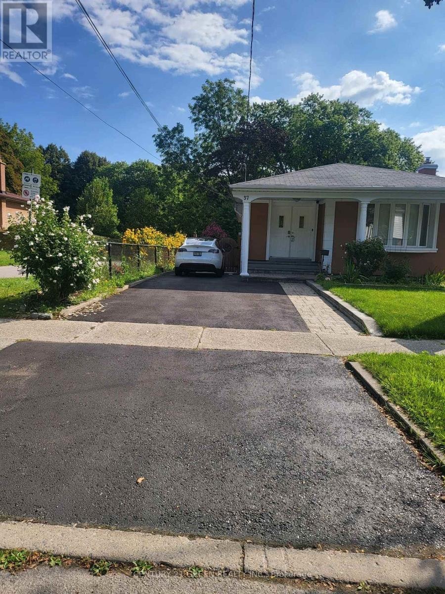 BSMT-37 Ravenview Drive, Toronto, ON, M1E 3L9
