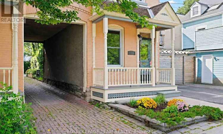 236 Cathcart Street