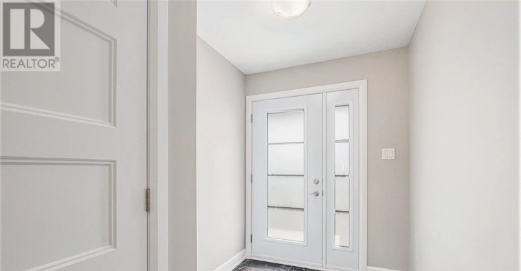 1227 Montblanc Crescent, Russell, ON, K0A 1W0 - 2