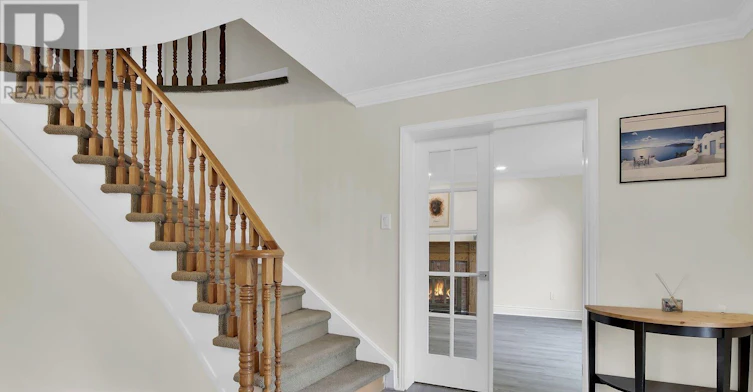 11 Cobb Court, Ottawa, ON, K2J 2K2 - 4