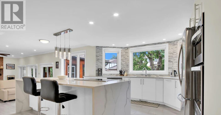 11 Cobb Court, Ottawa, ON, K2J 2K2 - 11