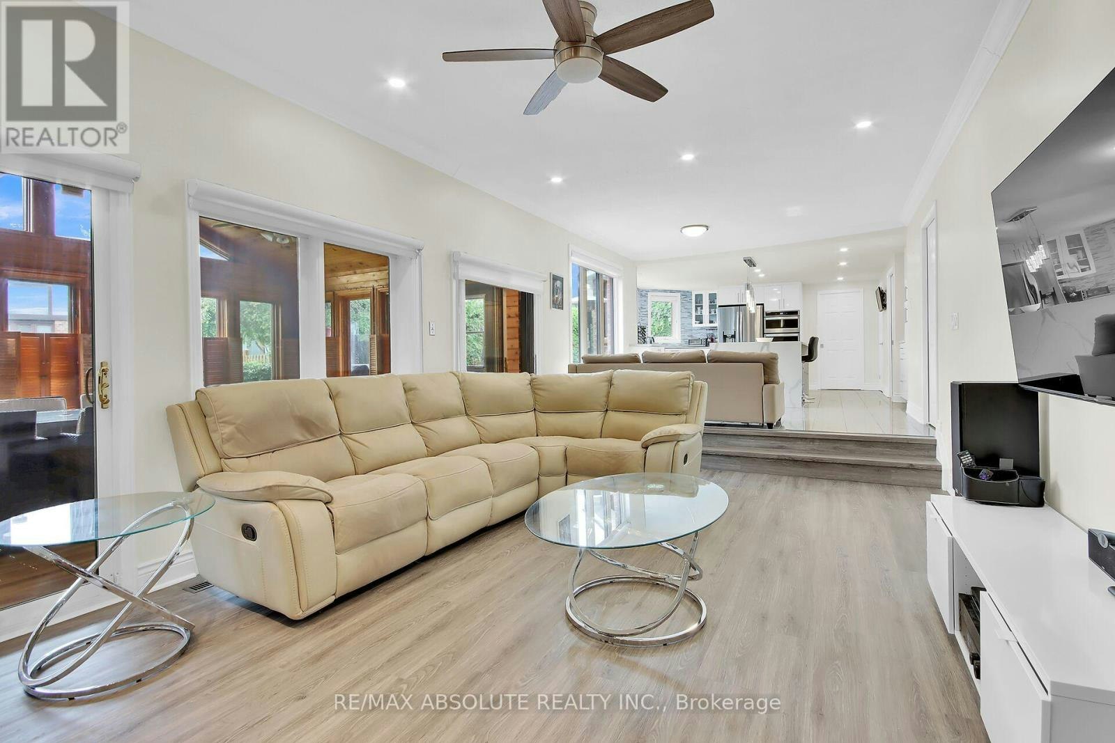 11 Cobb Court, Ottawa, ON, K2J 2K2 - 20