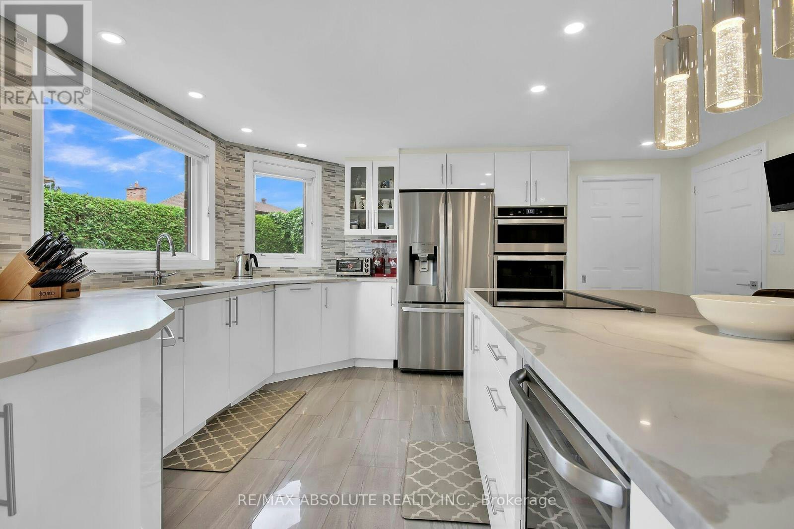 11 Cobb Court, Ottawa, ON, K2J 2K2 - 15