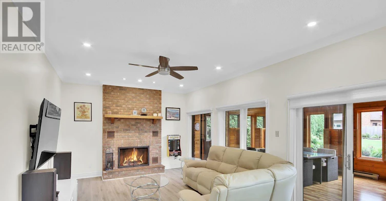 11 Cobb Court, Ottawa, ON, K2J 2K2 - 21