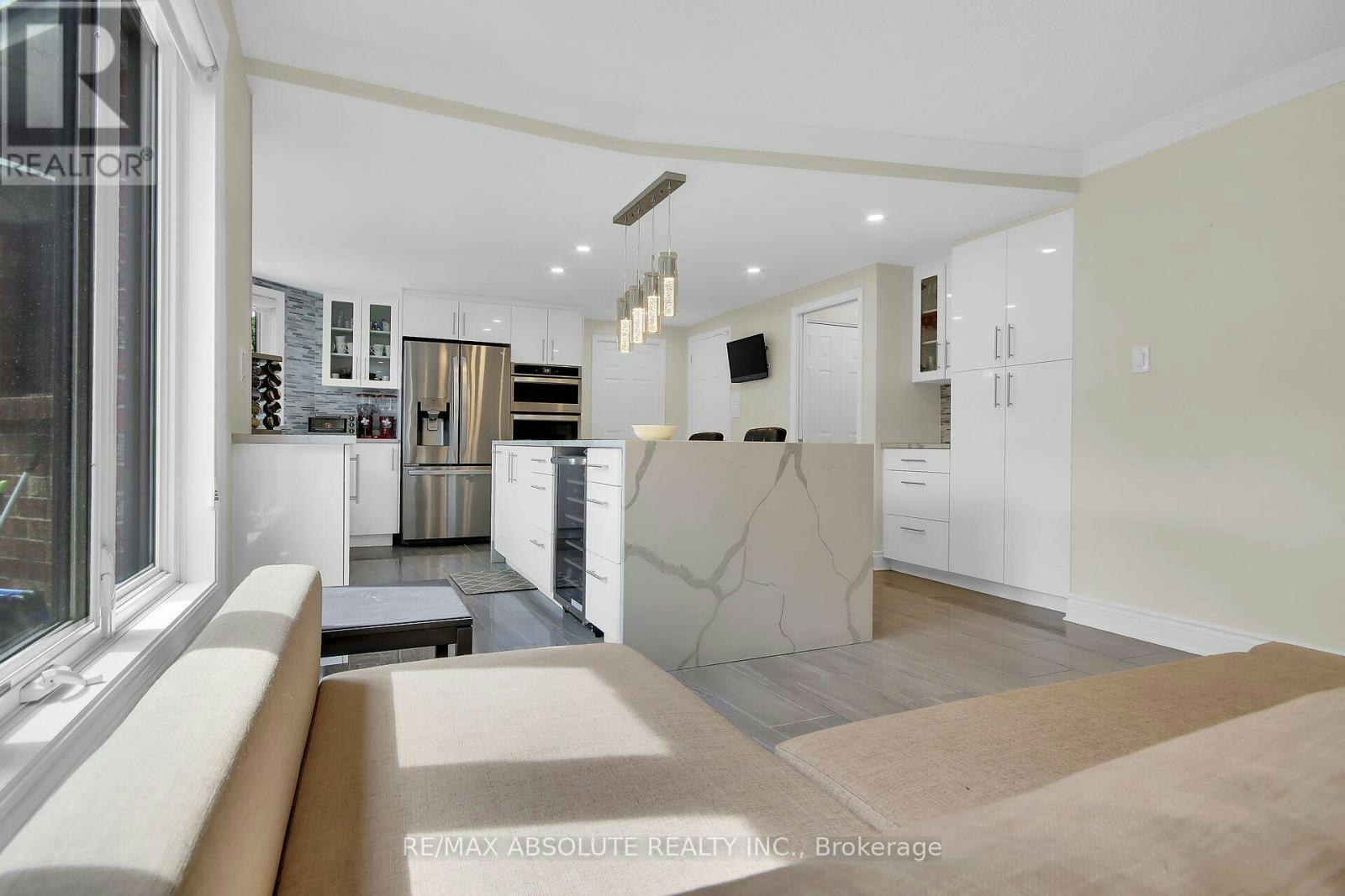 11 Cobb Court, Ottawa, ON, K2J 2K2 - 17