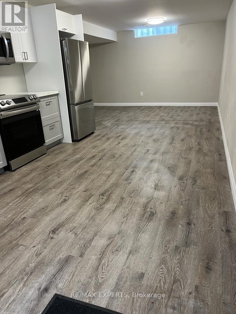 BSMT-70 Marsellus Drive, Barrie, ON, L4N 8R7 - 4