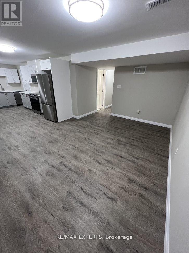BSMT-70 Marsellus Drive, Barrie, ON, L4N 8R7 - 6