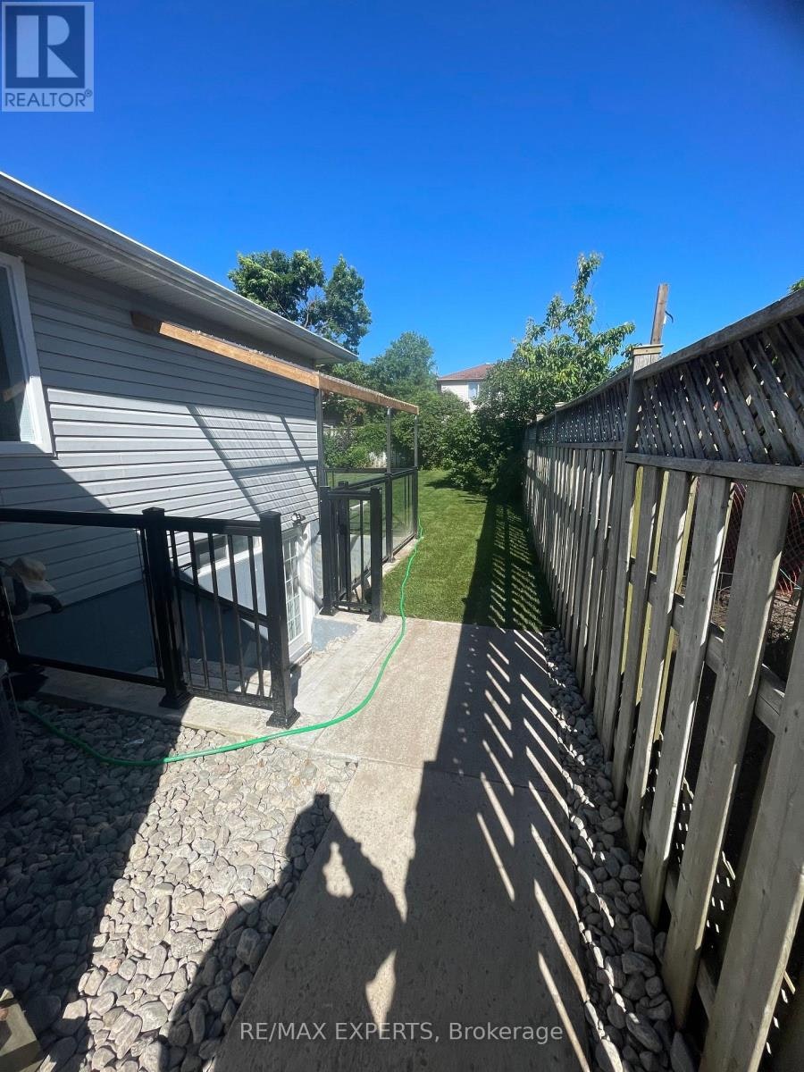 BSMT-70 Marsellus Drive, Barrie, ON, L4N 8R7 - 2