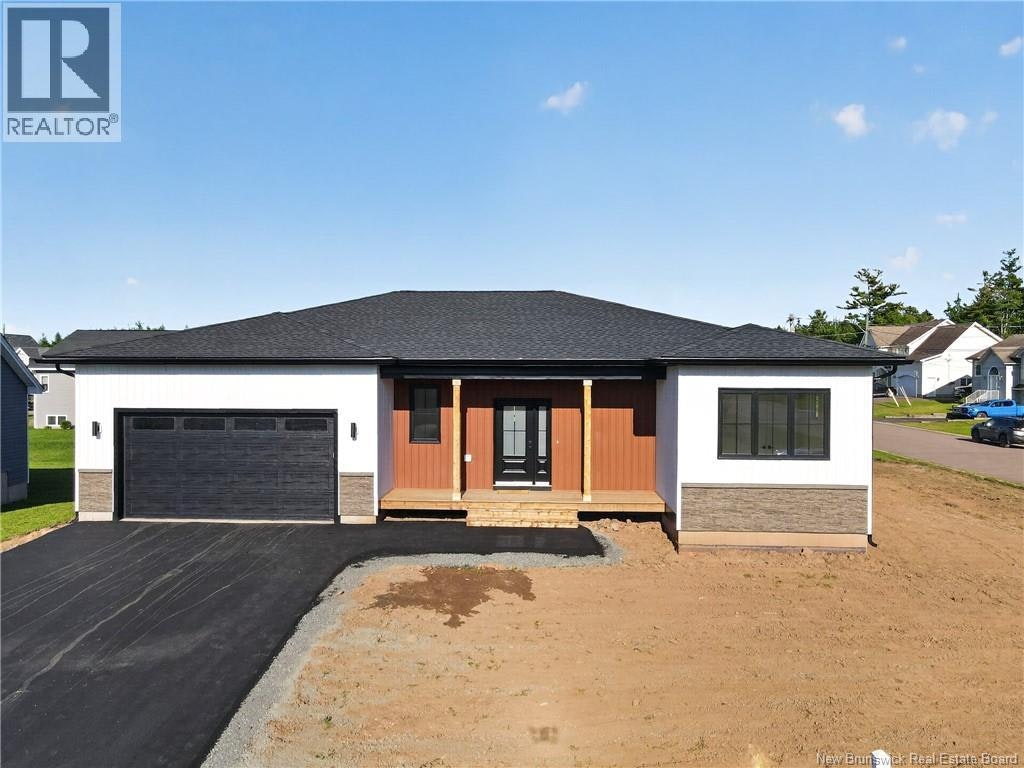 66 Raphael, Dieppe, NB, E1A 8S4
