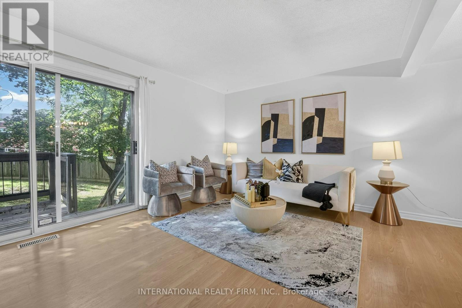 15-6855 Glen Erin Drive, Mississauga, ON, L5N 1P6