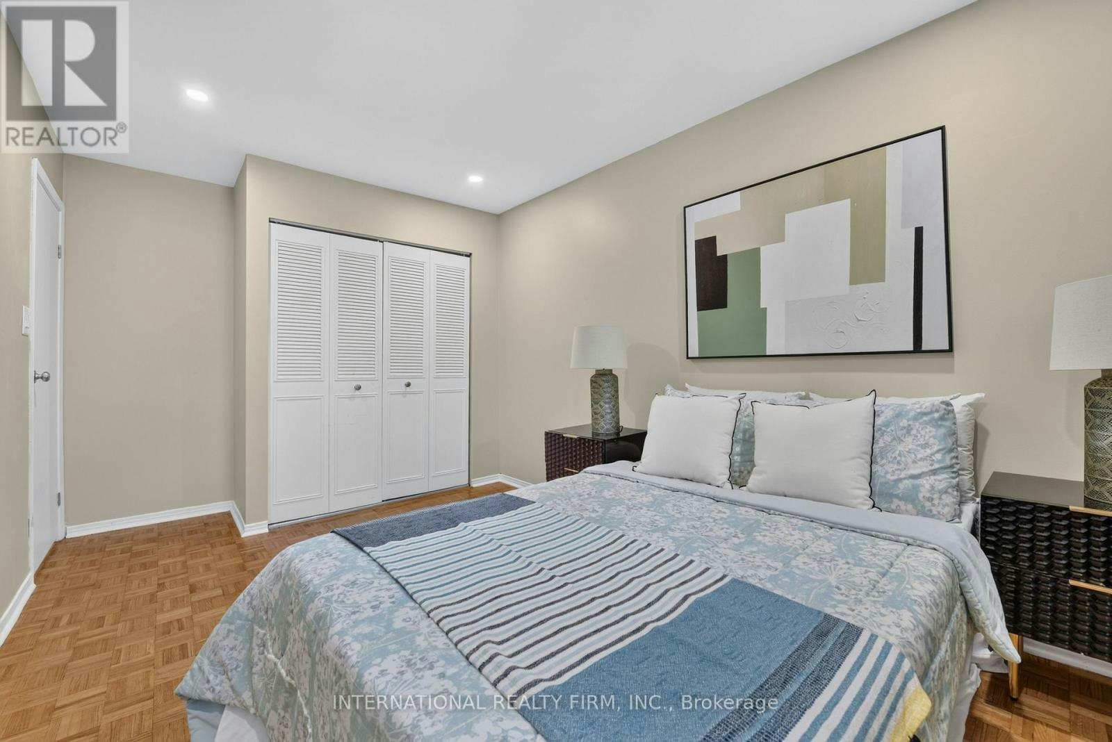15-6855 Glen Erin Drive, Mississauga, ON, L5N 1P6 - 15