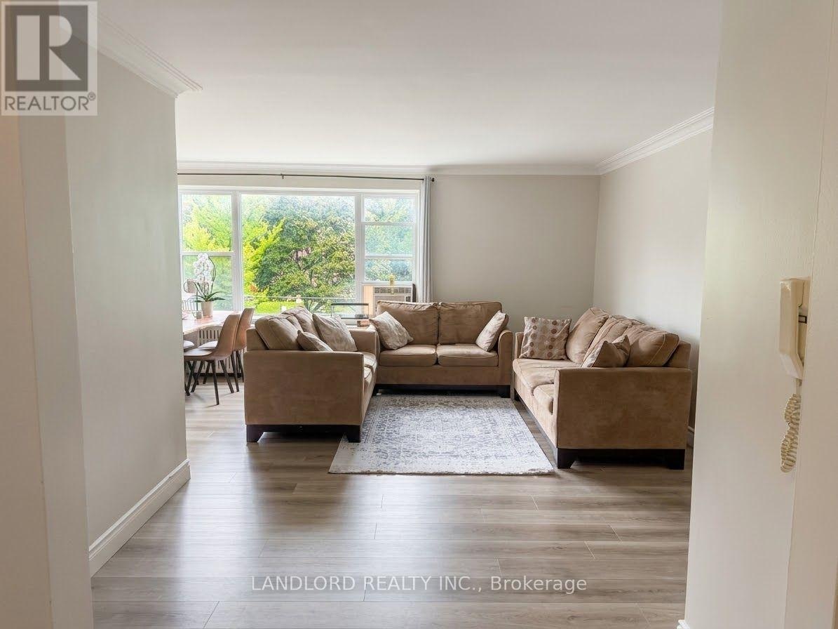 5-92 Trethewey Drive, Toronto, ON, M6M 4B4 - 7